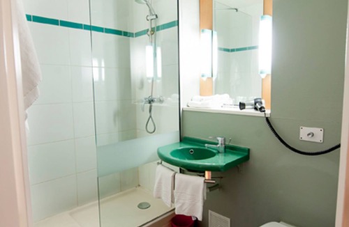 Lambezellec Hotel | ibis Brest Kergaradec