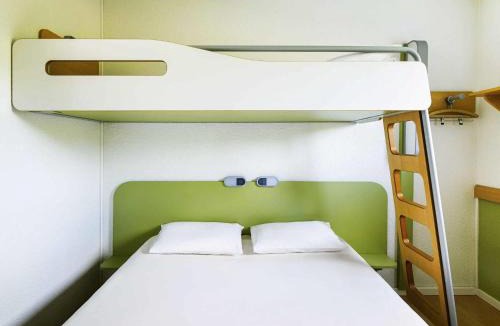 Chartres Hotel | ibis budget Chartres