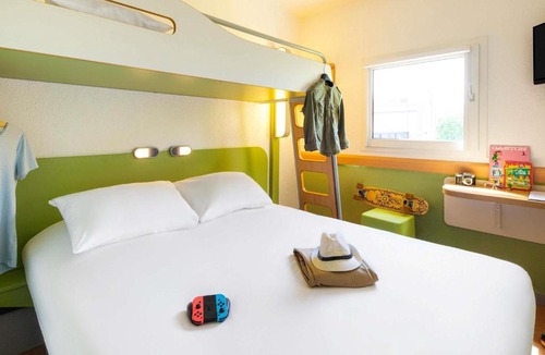 Aubiere Hotel | ibis budget Clermont Ferrand Sud