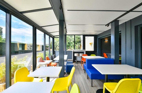 Aubiere Hotel | ibis budget Clermont Ferrand Sud