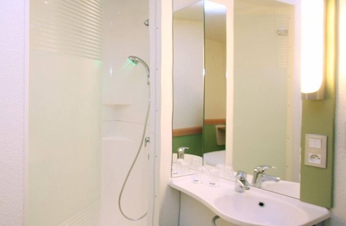 Issoire Hotel | ibis budget Issoire