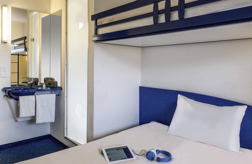 Libourne Hotel | Ibis Budget Libourne