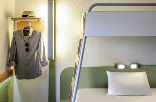 Saint-Genis-Laval Hotel | ibis budget Lyon Sud St Genis Laval