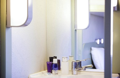 Chelles Hotel | ibis budget Marne la Vallee Chelles