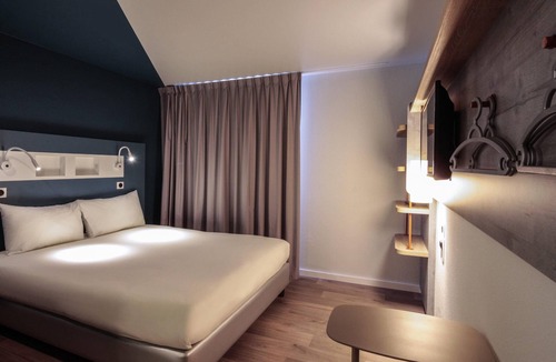Quartier Saint-Clement - Jardin des Plantes Hotel | ibis budget Rouen Centre Rive Gauche