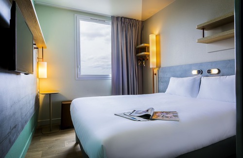 Senlis Hotel | ibis budget Senlis