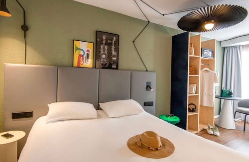 Cannes City Centre Hotel | ibis Cannes Centre