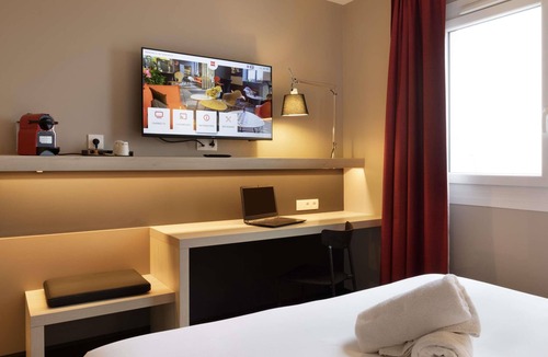 Dechy Hotel | ibis Douai Dechy