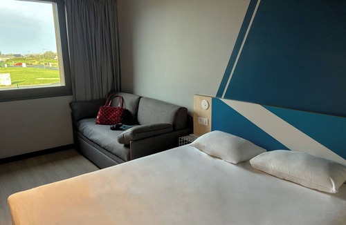 Saint-Georges-de-Grehaigne Hotel | ibis budget Pontorson Baie du Mont-Saint-Michel