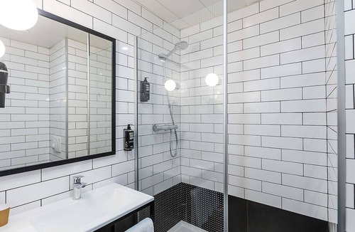 Creixomil Hotel | Ibis Guimaraes