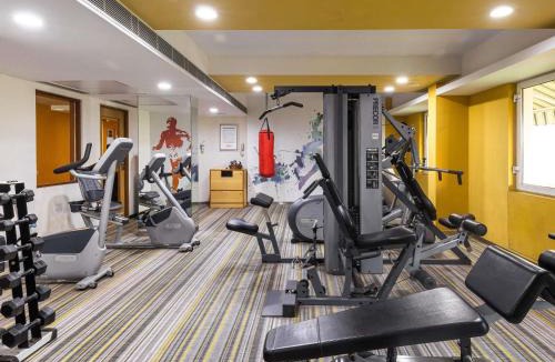 DLF Phase 5 Hotel | ibis Gurgaon Golf Course Road - An Accor Brand