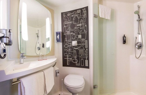 Deutz Hotel | ibis Hotel Köln Messe