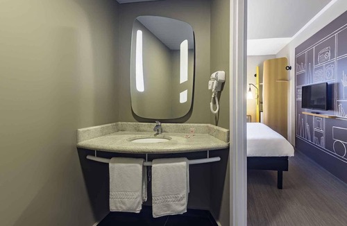 Jacarei Hotel | ibis Jacarei