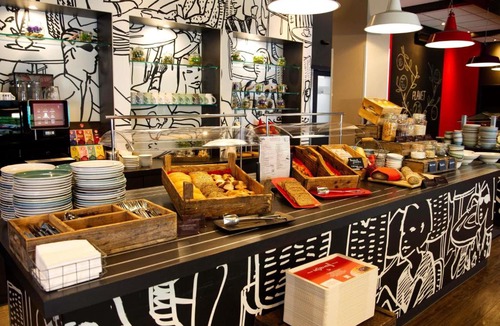 Deutz Hotel | ibis Köln Messe