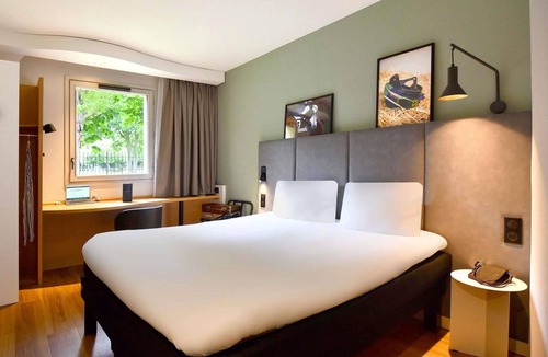 Maisons-Laffitte Hotel | ibis Maisons Laffitte