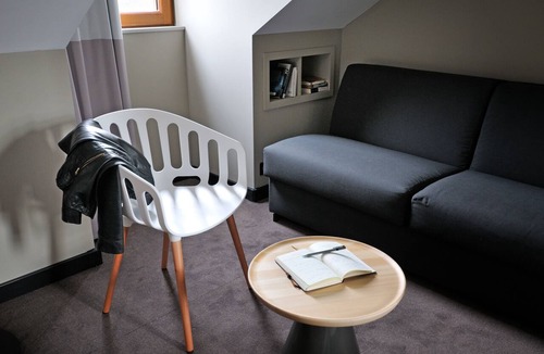 Maisons-Laffitte Hotel | ibis Maisons Laffitte