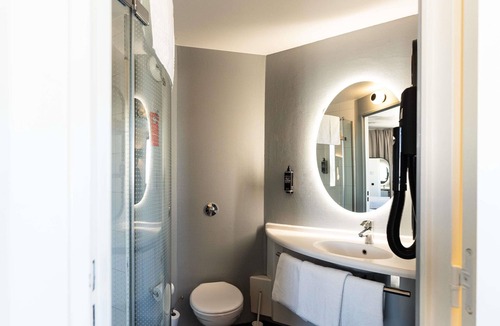 La Joliette Hotel | Ibis Marseille Centre Euromed