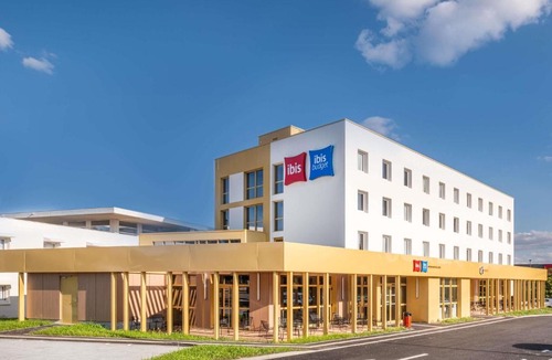 Treillieres Hotel | ibis Nantes Treillières