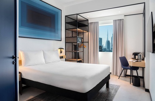 Trade Center Hotel | ibis One Central Hotel