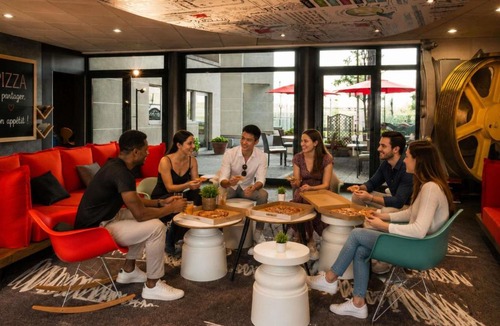 Chevilly-Larue Hotel | Ibis Orly Chevilly Tram 7