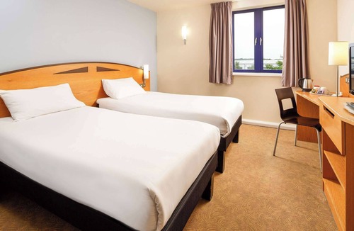 Broughton Hotel | ibis Preston North