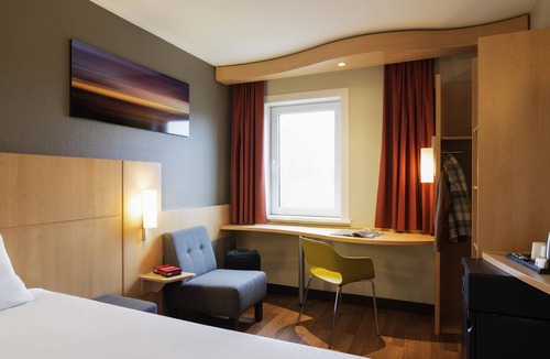 Vlaardingen Hotel | ibis Rotterdam Vlaardingen