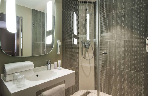 Saint-Germain-en-Laye Hotel | ibis Saint Germain en Laye Centre