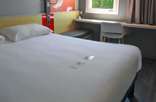 Saintes Hotel | ibis Saintes