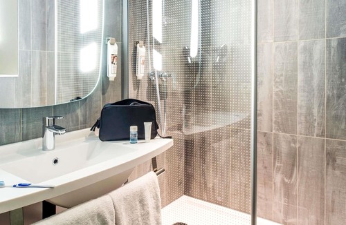 Sens Hotel | ibis Sens Hotel