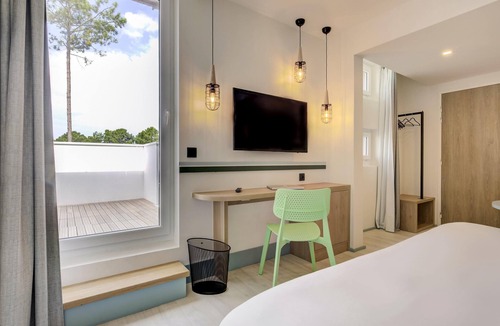 Gujan-Mestras Hotel | ibis Styles Arcachon Gujan Mestras