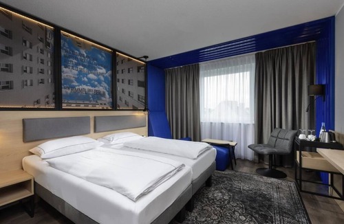 Niederschoneweide Hotel | ibis Styles Berlin Treptow