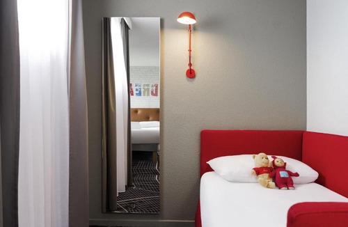 Le Coudray Hotel | ibis Styles Chartres Métropole
