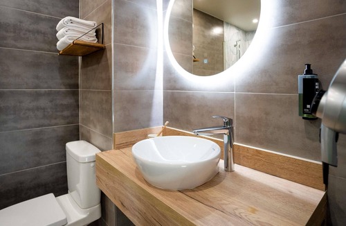 Chatenay-Malabry Hotel | Ibis Styles Chatenay-Malabry Paris Sud