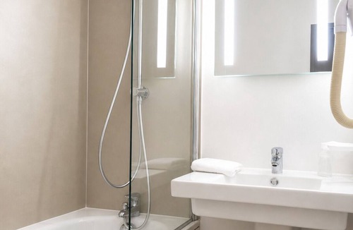 Clermont-Ferrand Hotel | ibis Styles Clermont Ferrand Sud La Pardieu