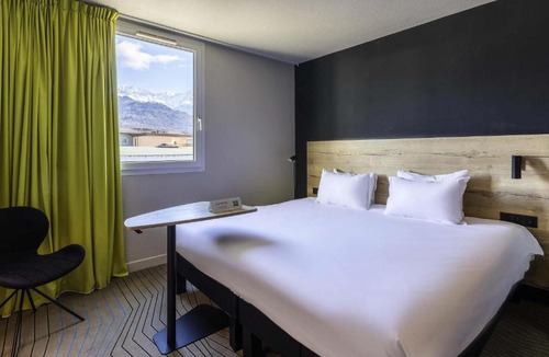 Crolles Hotel | Ibis Styles Crolles Grenoble A41
