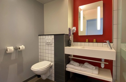 Flers Hotel | Ibis Styles Flers