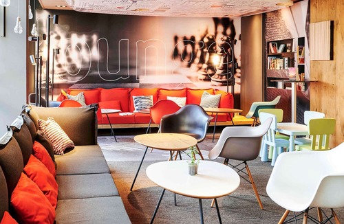 Yves Farge - Le Fleuve Hotel | ibis Styles Lyon Gerland