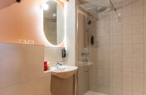 Hincmar Hotel | Ibis Styles Reims Centre Cathédrale