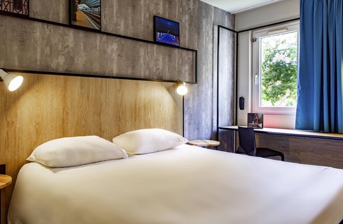 Chambray-les-Tours Hotel | ibis Tours Sud