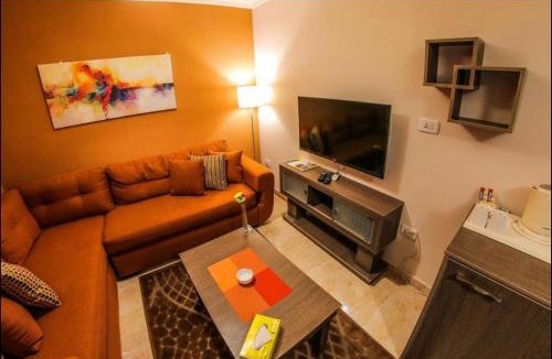 Al Swaifyeh Hotel | Ibiza Hotel