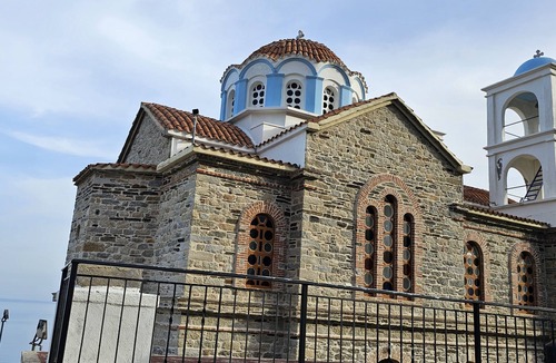 Armenistis Cottage | Icarus Blue Cottage Escape. The Greek island of Ikaria is a Blue Zone Island