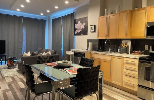 Downtown Edmonton Condo | Ice District 1-bedroom condo with fitness room and AC in Edmonton