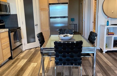Downtown Edmonton Condo | Ice District 1-bedroom condo with fitness room and AC in Edmonton