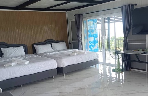 Pak Chong District Hotel | Ice Hill