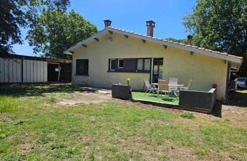Saint-Vivien-de-Medoc House | Ici et nulle part ailleurs