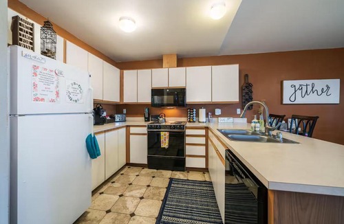 Downtown Leavenworth Apartment | Icicle Villas - 2 bed 2 bath