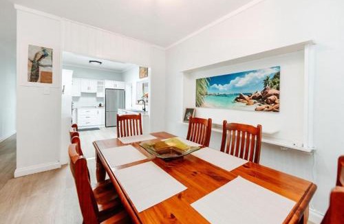 Nowra House | Iconic Escape Nowra