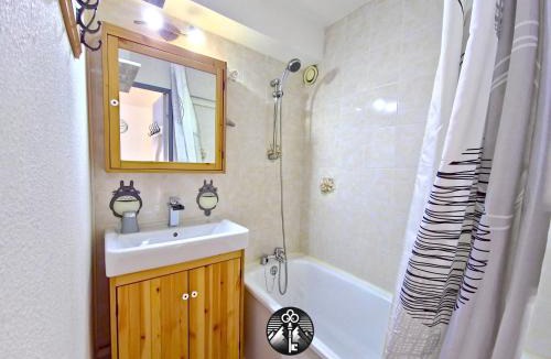 Eclose-Est Apartment | Idéal vacances Studio 4 personnes Jolie vue sud !