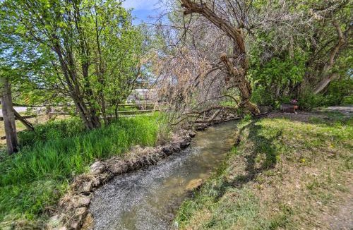 Idaho Falls House | Idaho Falls Farmhouse ~ 11 Mi to Downtown!