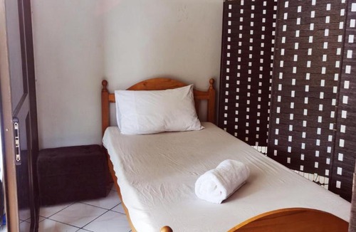 Nadi House | ideal airport rooms